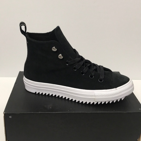 Converse Shoes - HIGH TOP CONVERSE